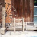 糸車と綿繰り機