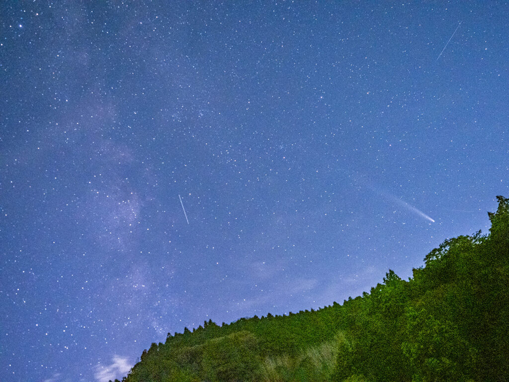 紫金山・アトラス彗星　南房総市